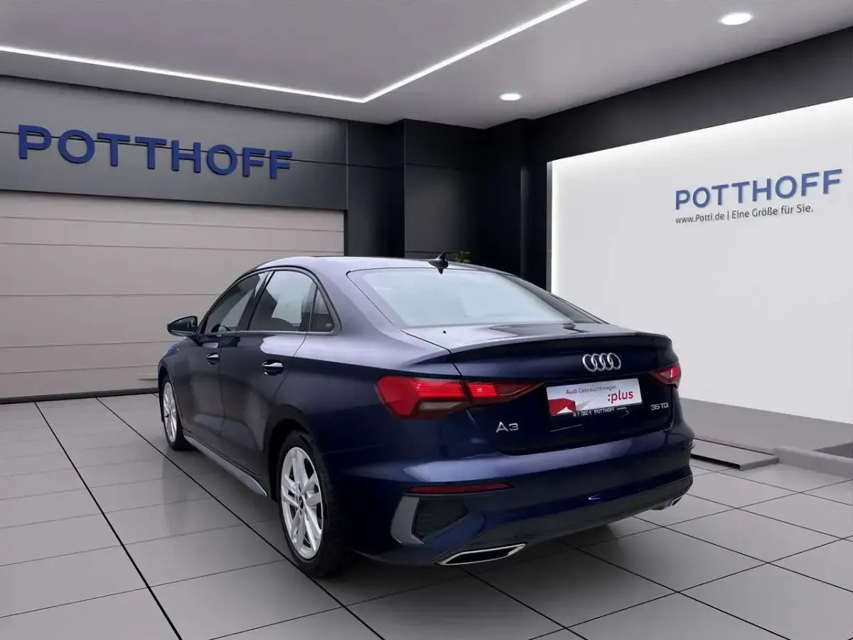 Gebraucht Audi A3 S-Line 150 PS (110 kW) 2022 Blau Limousine