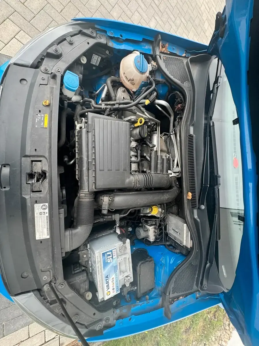 Gebraucht VW Polo 110 PS (80 kW) 2014 Blau Kleinwagen
