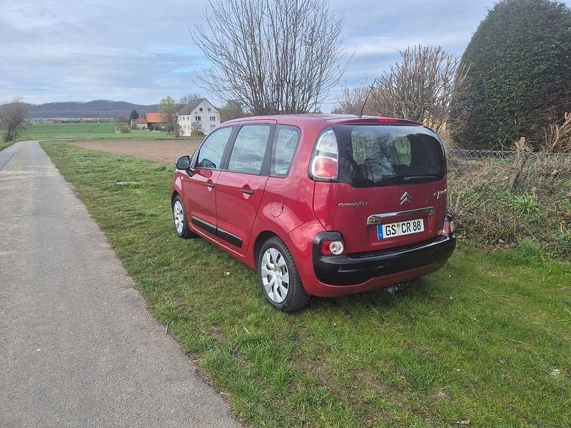 Gebraucht Citroën C3 Picasso Tendance 95 PS (69 kW) 2010 Rot Van / Kleinbus