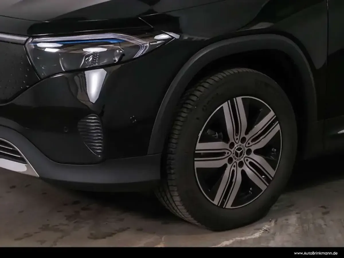 Gebraucht Mercedes EQB250+ 139 kW (190 PS) 2025 Lack kosmosschwarz SUV