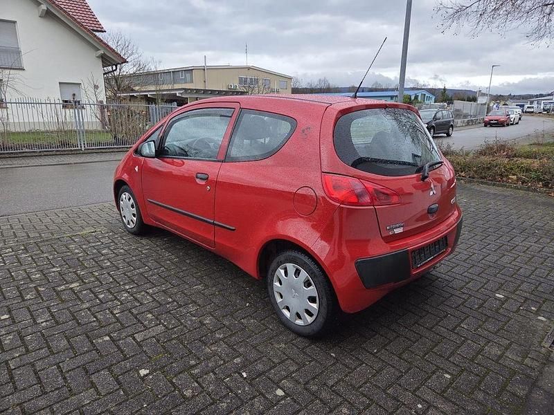 Gebraucht Mitsubishi Colt 75 PS (55 kW) 2007 Rot Limousine