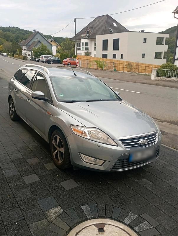 Grau Gebraucht 2008 Ford Mondeo Kombi | 2.900 € (Fairer Preis) - Bild 1/4