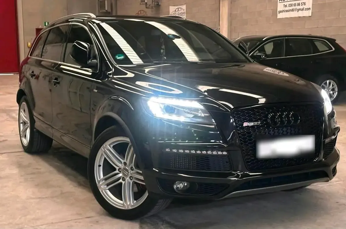 Używany Audi Q7 S-line plus 239 KM (175 kW) 2011 Czarny SUV