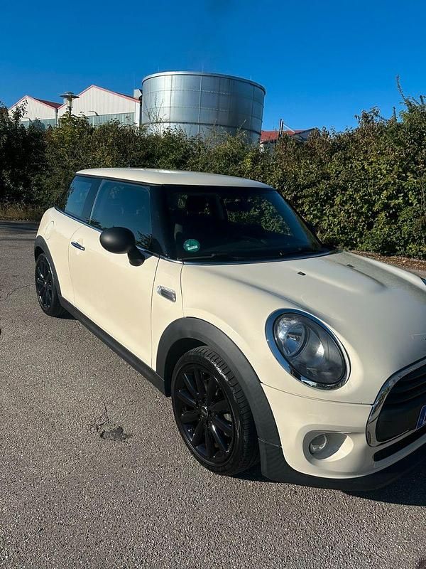 Beige Gebraucht 2015 Mini ONE Kleinwagen | 8.500 € (Fairer Preis) - Bild 1/4
