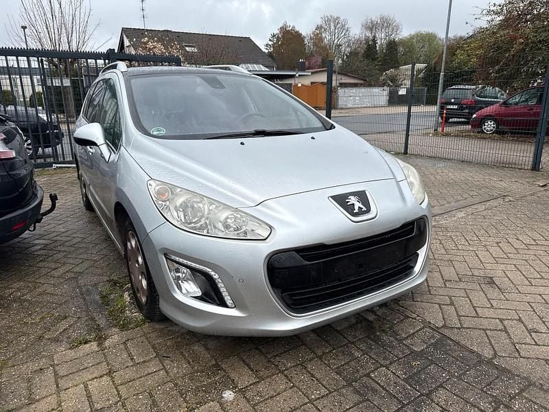 Gebraucht Peugeot 308 112 PS (82 kW) 2012 Schwarz Kombi