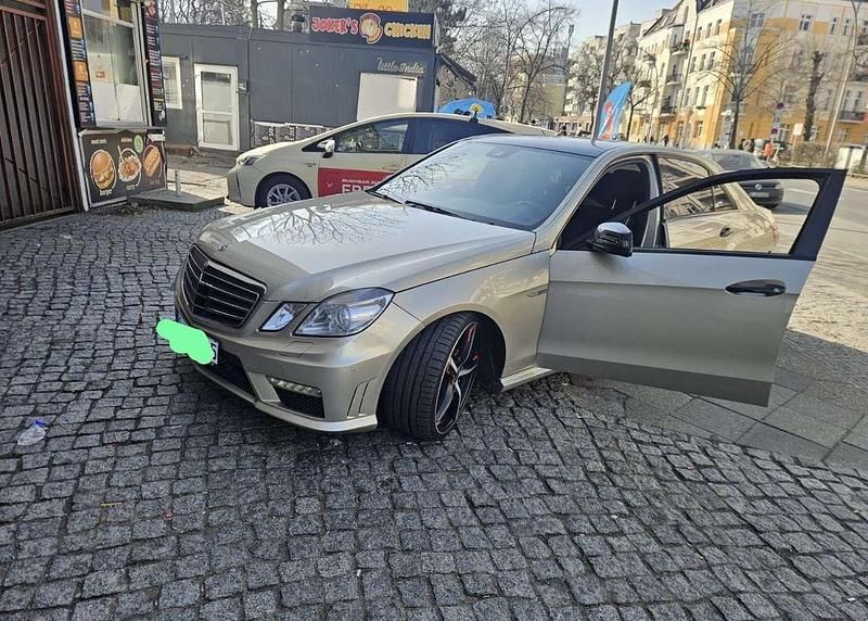 Gebraucht Mercedes E220 219 PS (161 kW) 2009 Limousine