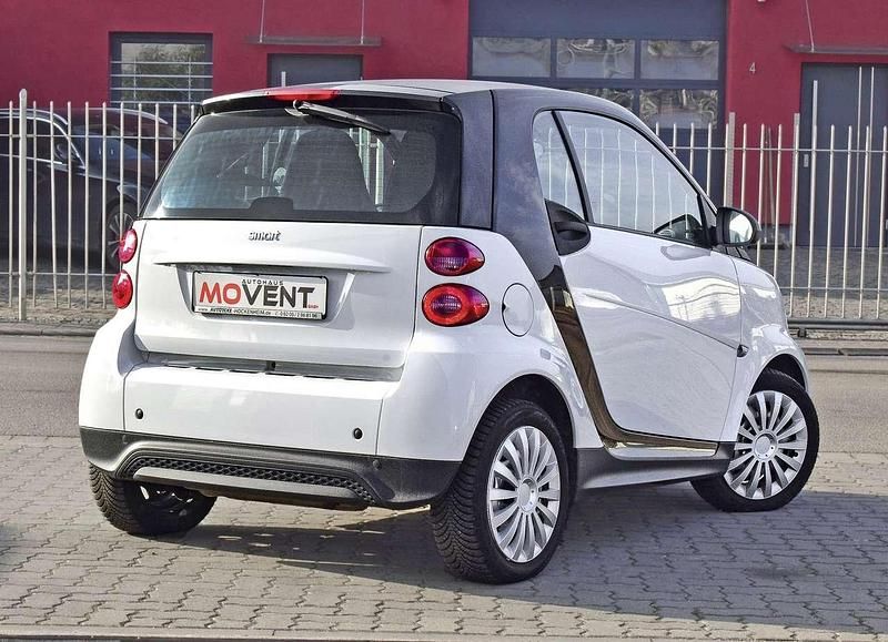Gebraucht Smart ForTwo Coupé 61 PS (44 kW) 2014 Weiß Coupé