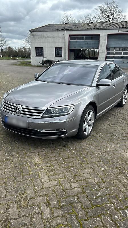 Usata VW Phaeton 240 CV (176 kW) 2011 Beige Berlina