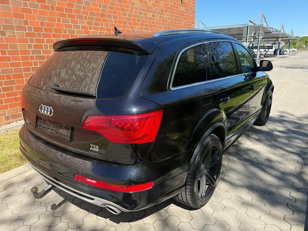 Gebraucht Audi Q7 S-Line 245 PS (180 kW) 2011 Schwarz SUV