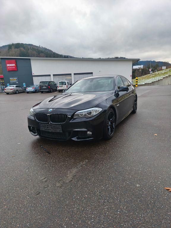 Gebraucht BMW 550 Performance 408 PS (300 kW) 2011 Schwarz Limousine