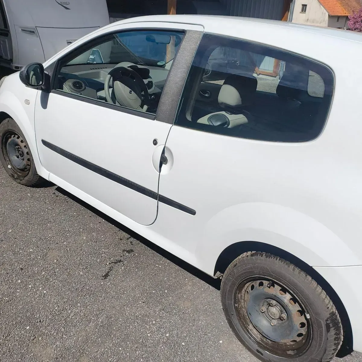 Gebraucht Renault Twingo Expression 76 PS (55 kW) 2010 Weiß Kleinwagen