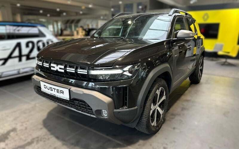 Schwarz Neu 2025 Dacia Duster Journey SUV | 30.290 € (Etwas zu teuer) - Bild 1/4