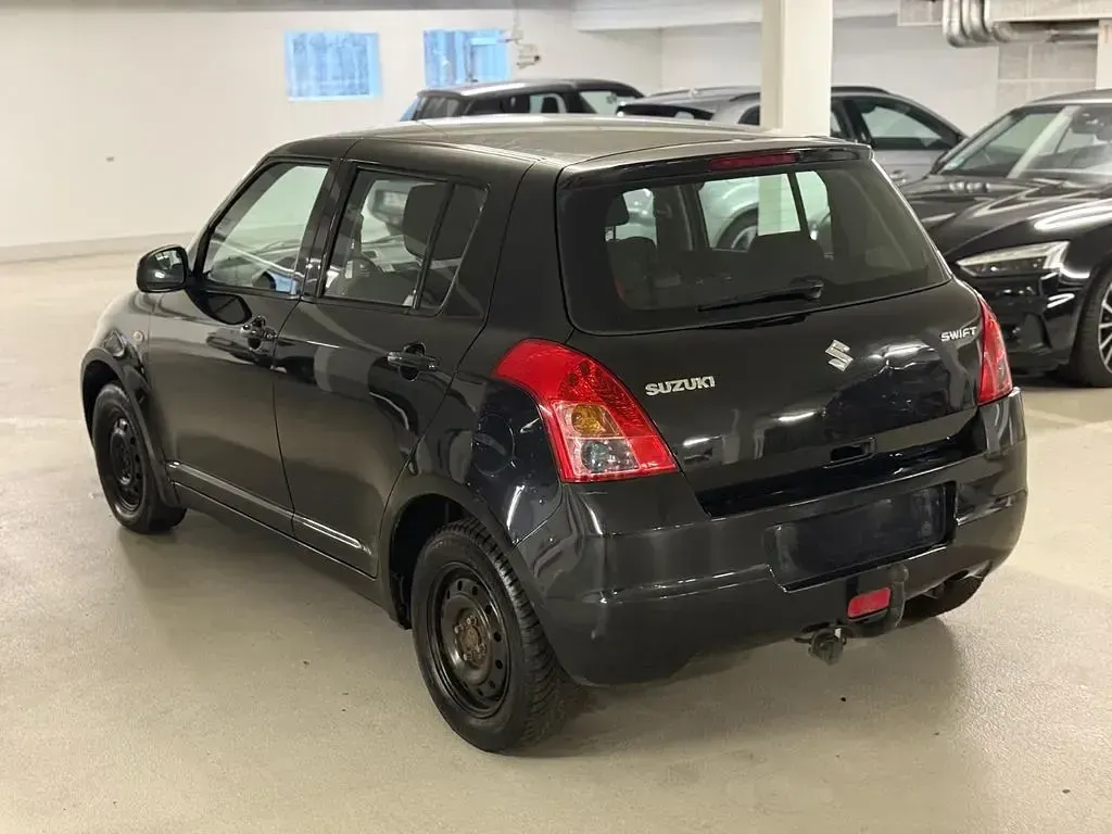 Gebraucht Suzuki Swift Comfort 92 PS (67 kW) 2009 Schwarz Kleinwagen