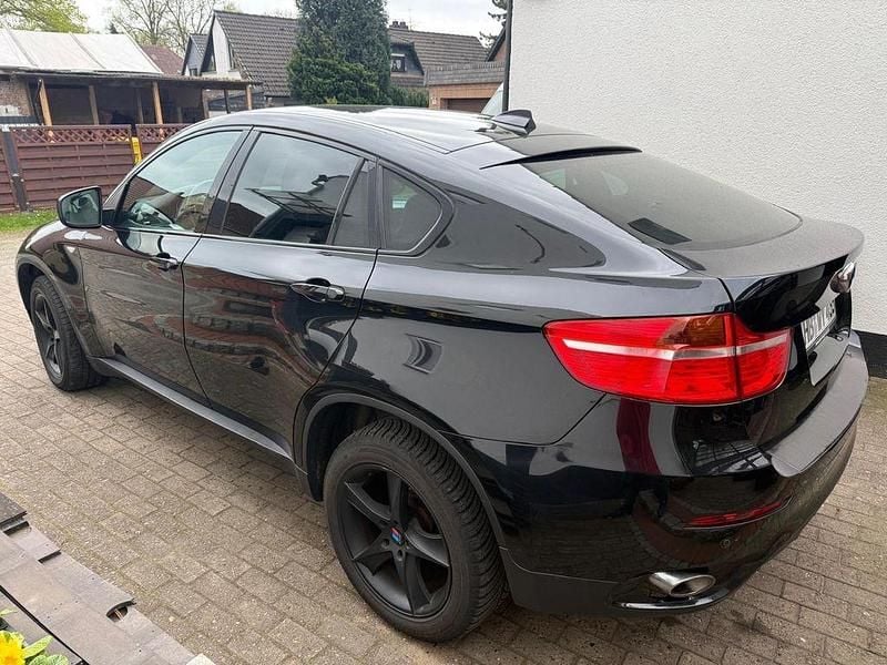 Second-hand BMW X6 306 CP (225 kW) 2011 Negru SUV