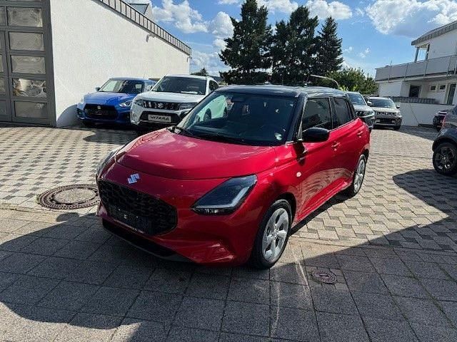 Neu Suzuki Swift Comfort 82 PS (60 kW) 2025 Rot Limousine