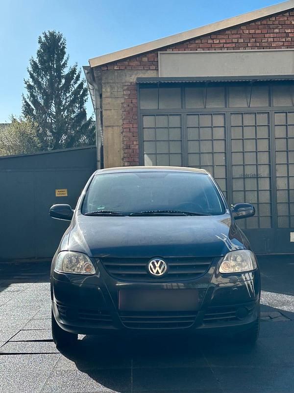 Gebraucht VW Fox 55 PS (40 kW) 2005 Schwarz Kleinwagen