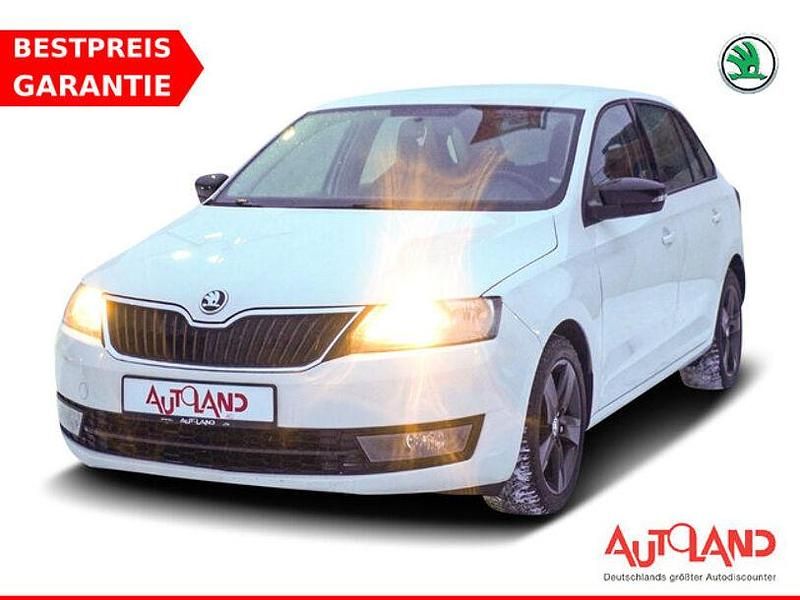 Gebraucht Skoda Rapid 110 PS (80 kW) 2016 Silber Kleinwagen