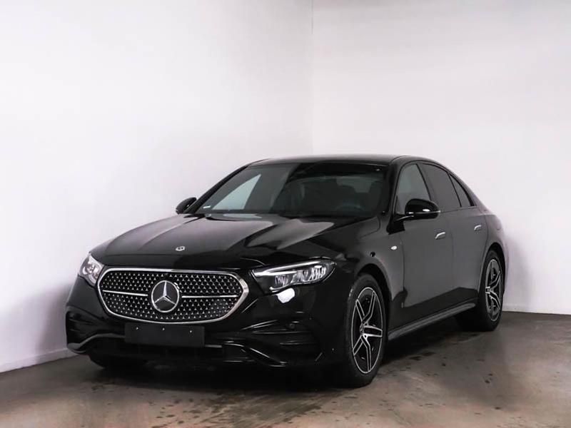 Gebraucht Mercedes E300 AMG 204 PS (150 kW) 2025 Obsidianschwarz metallic Limousine