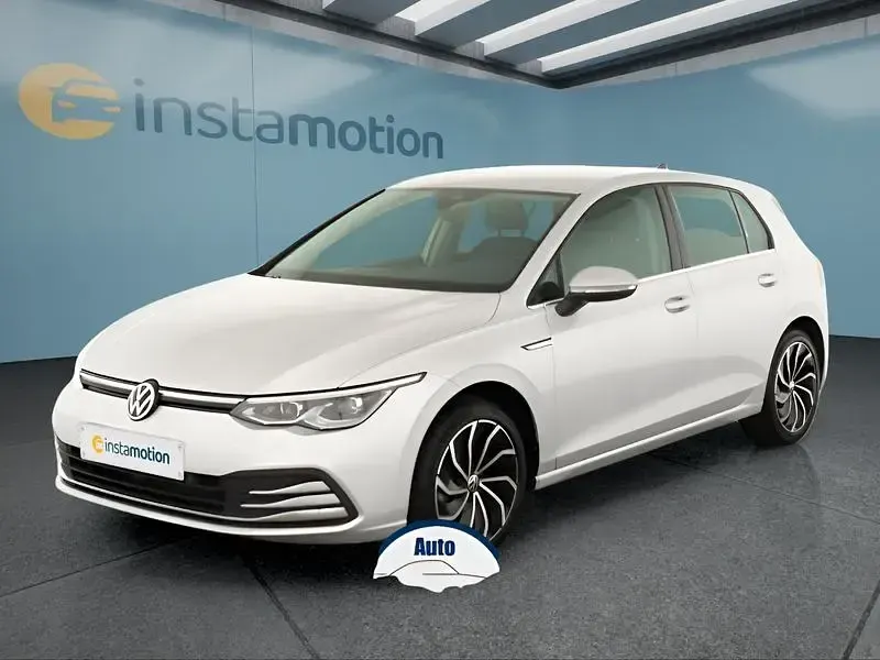 Gebraucht VW Golf VIII 150 PS (110 kW) 2022 Silber Kleinwagen