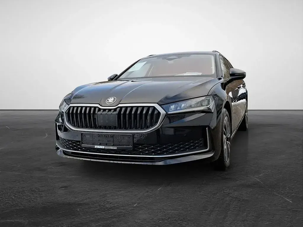 Ny Skoda Superb Selection 150 HK (110 kW) 2025 Sort Stationcar