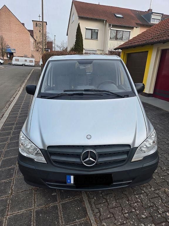 Gebraucht Mercedes Vito 136 PS (100 kW) 2012 Silber Van