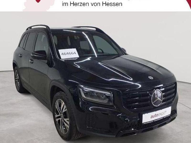 Gebraucht Mercedes GLB220 Advanced 190 PS (139 kW) 2024 Kosmosschwarz metallic SUV