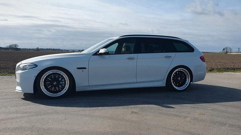 Gebraucht BMW 530 Performance 258 PS (189 kW) 2015 Weiß Kombi