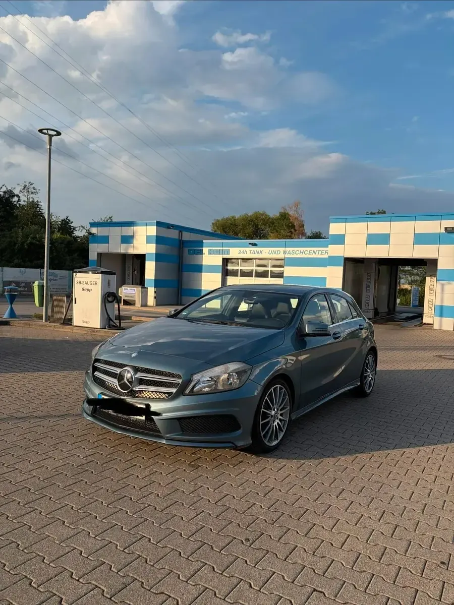 Gebraucht Mercedes A180 AMG line 122 PS (89 kW) 2013 Andere farben Kleinwagen