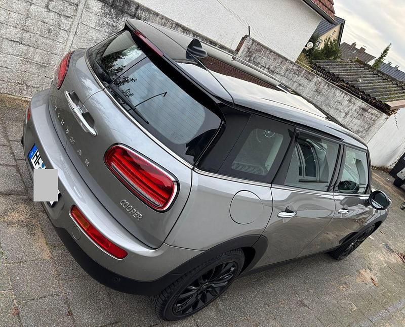 Gebraucht Mini Cooper Essential 136 PS (100 kW) 2019 Grau Kleinwagen