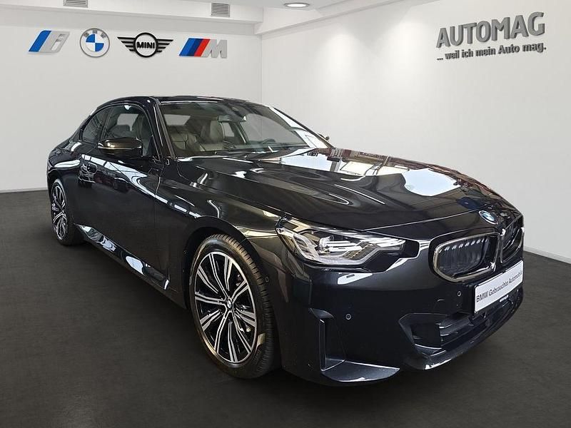 Gebraucht BMW 220 184 PS (135 kW) 2022 Saphirschwarz Coupé