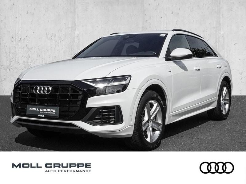 Gletscherweiss metallic Gebraucht 2022 Audi Q8 Ambiente SUV | 62.840 € (Guter Preis) - Bild 1/4