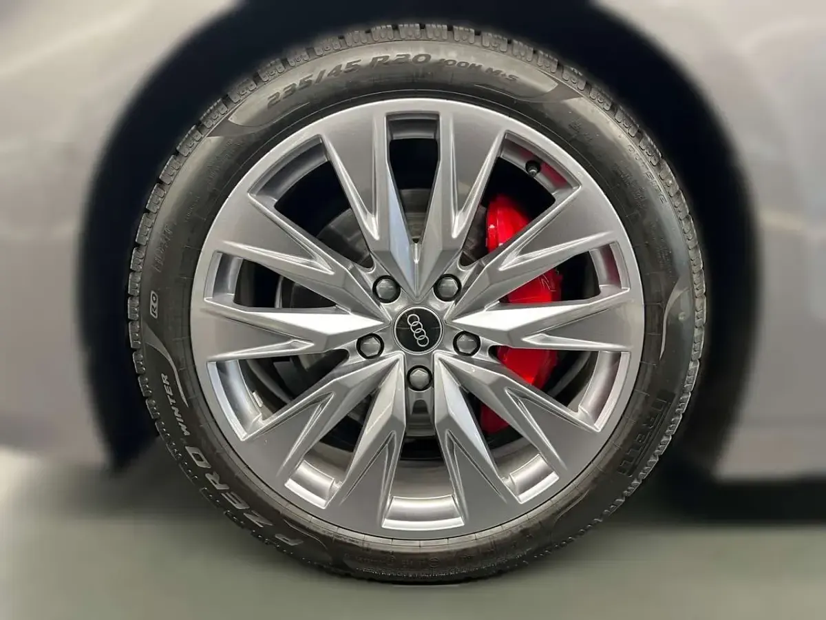 Gebraucht Audi A6 e-tron Performance 269 kW (367 PS) 2025 Grau Kombi