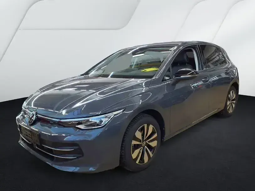 Gebraucht VW Golf VIII Goal 150 PS (110 kW) 2025 Delfingrau Limousine