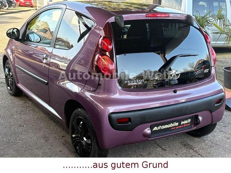 Gebraucht Peugeot 107 68 PS (50 kW) 2013 Violett Kleinwagen