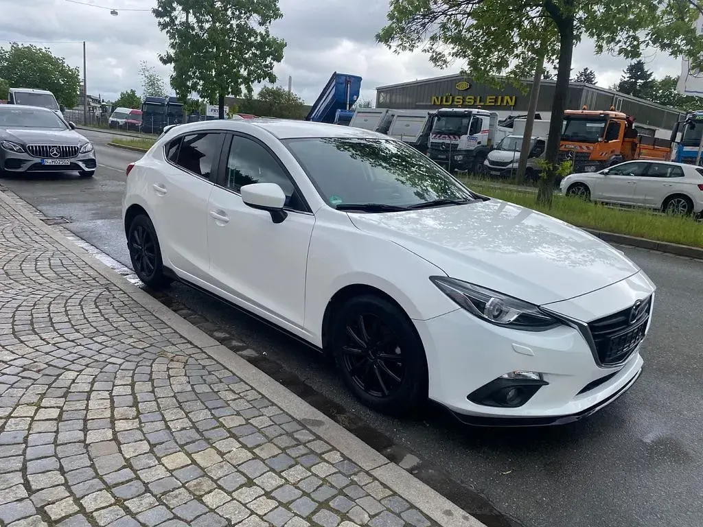 Gebraucht Mazda 3 Nakama 150 PS (110 kW) 2016 Weiß Limousine