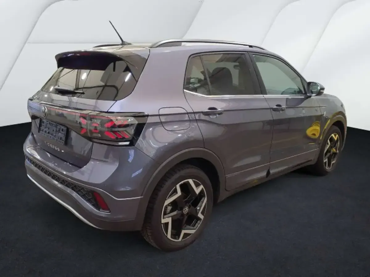 Gebraucht VW T-Cross R-line 150 PS (110 kW) 2025 Rauchgrau metallic SUV