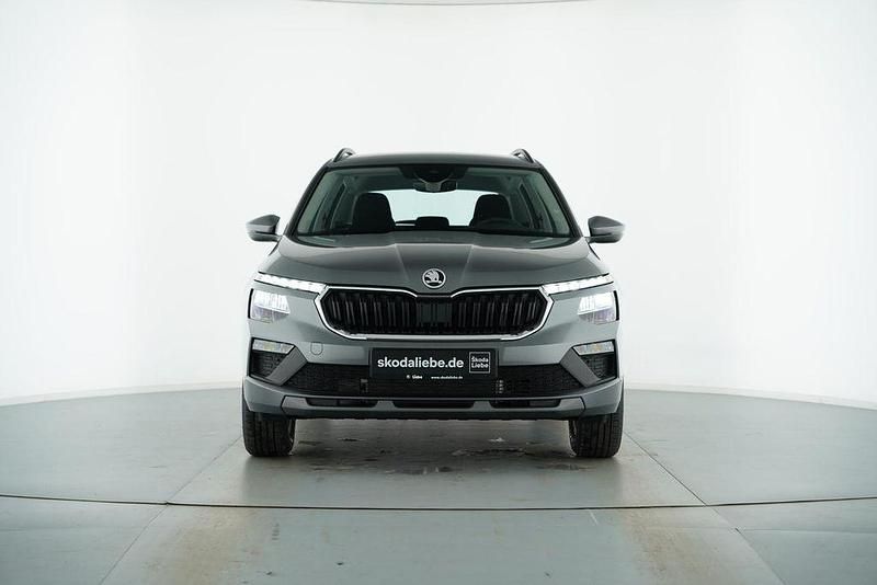 Neu Skoda Kamiq Selection 116 PS (85 kW) 2025 Graphitegrau metallic SUV