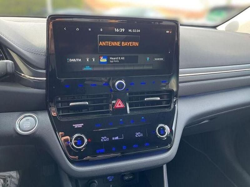 Gebraucht Hyundai Ioniq Prime 100 kW (136 PS) 2021 Phantom black metallic Kleinwagen