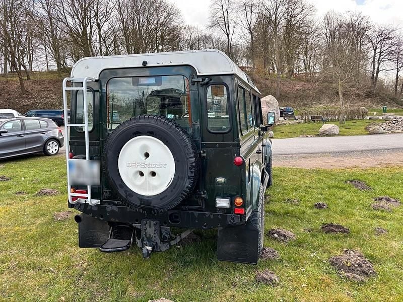 Gebraucht Land Rover Defender 122 PS (89 kW) 2000 Grün SUV