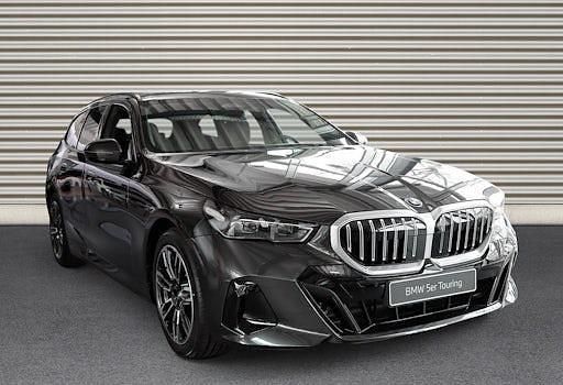 Neu BMW 530e 299 PS (219 kW) 2026 Grau Kombi