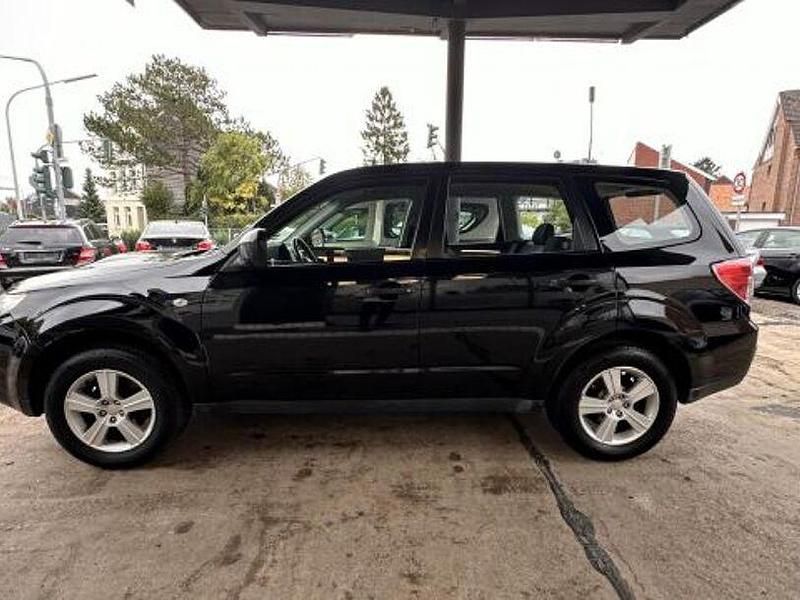 Gebraucht Subaru Forester Active 149 PS (109 kW) 2009 Schwarz SUV