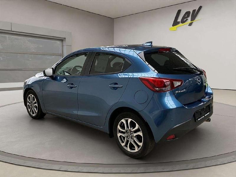 Gebraucht Mazda 2 Kizoku Intense 90 PS (66 kW) 2017 Blau Limousine