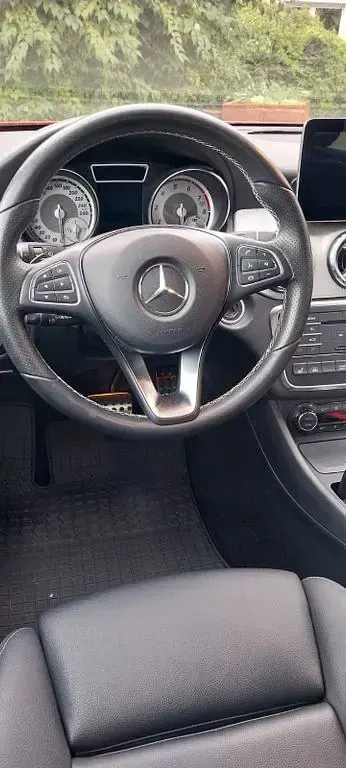 Gebraucht Mercedes GLA250 Style 211 PS (155 kW) 2016 Rot SUV