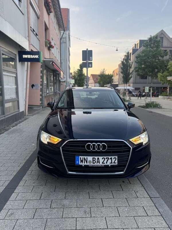Gebraucht 2019 Audi A3 Sportback Design Kombi | 17.500 € (Guter Preis) - Bild 1/4