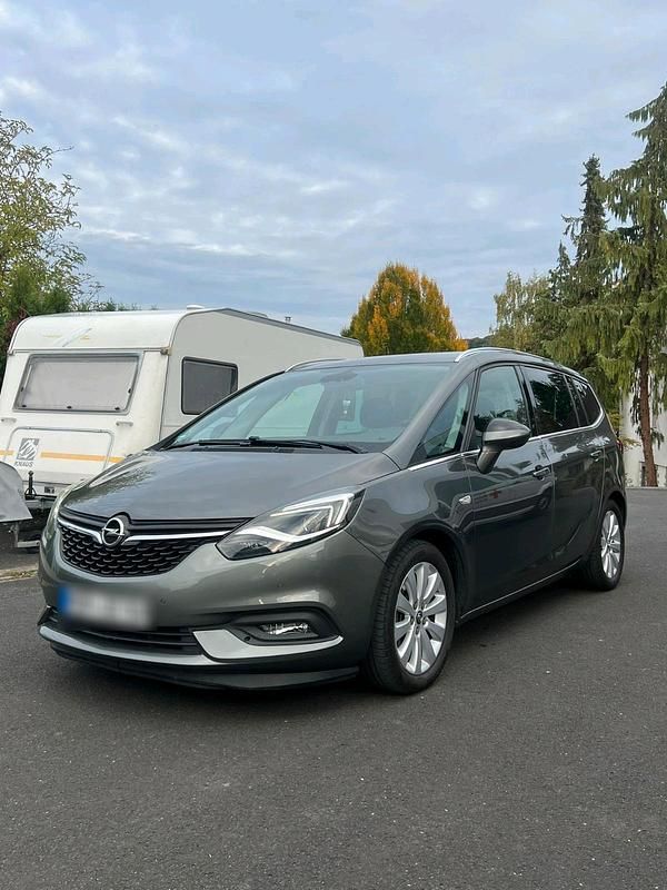 Gebraucht Opel Zafira 170 PS (125 kW) 2017 Grün Van / Kleinbus