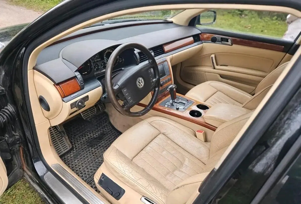 Usata VW Phaeton 245 CV (180 kW) 2007 Nero Berlina