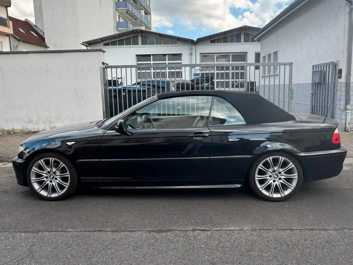 Gebraucht BMW 325 M Sport 191 PS (140 kW) 2006 Schwarz Cabrio