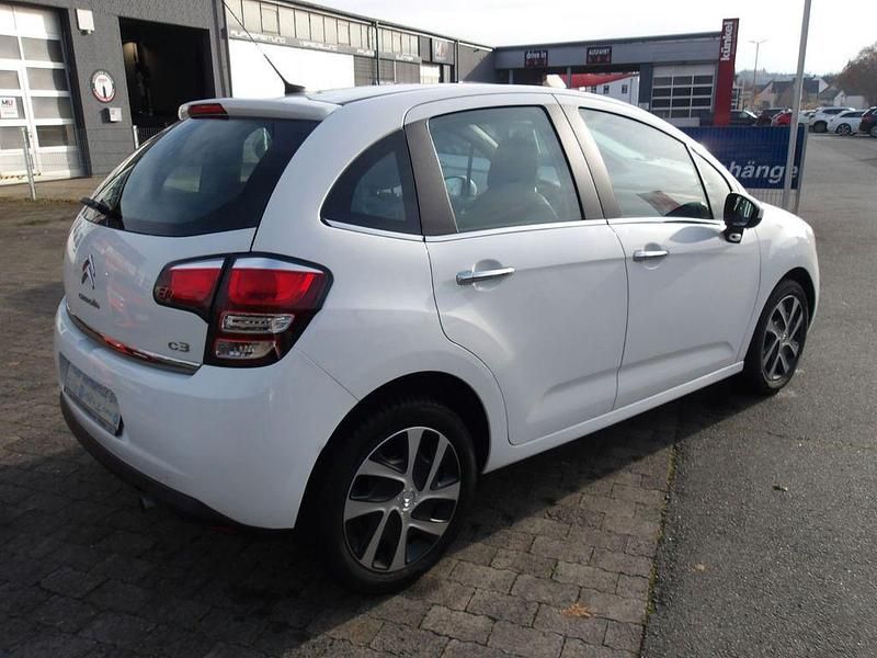 Usata Citroën C3 SELECTION 68 CV (50 kW) 2016 Bianco Berlina
