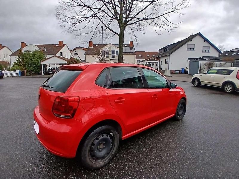 Gebraucht VW Polo Match 90 PS (66 kW) 2012 Rot Kleinwagen