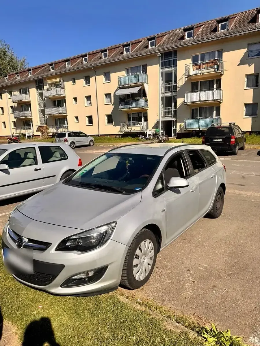 Usata Opel Astra 110 CV (80 kW) 2014 Grigio Station wagon